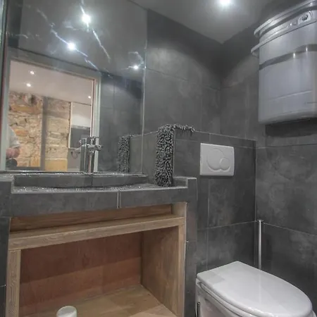 Centre, Quartier De *